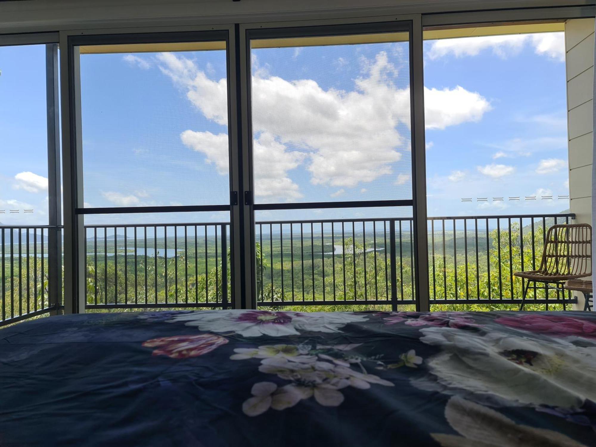 Aparthotel Vista Hinchinbrook à Cardwell Extérieur photo