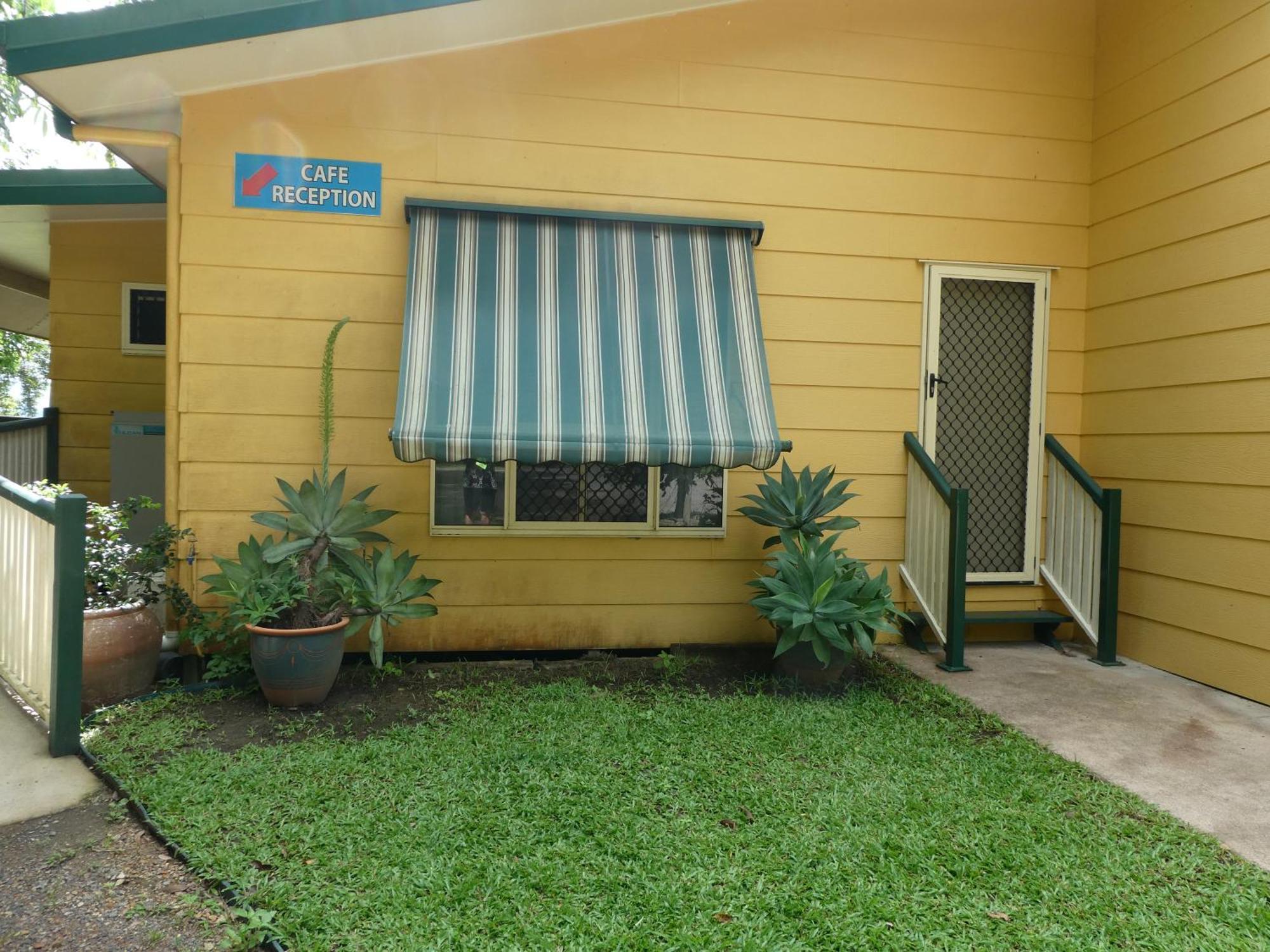 Aparthotel Vista Hinchinbrook à Cardwell Extérieur photo